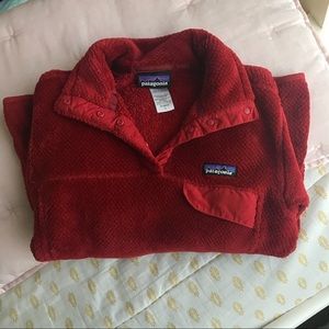 Red Patagonia Pullover